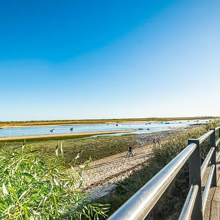 Apartment Beguest Only Good Vibes - *