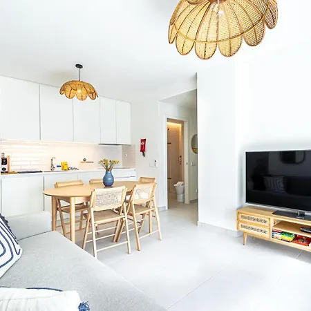 Beguest Only Good Vibes - *